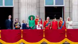 Die britischen Royals trooping the colour