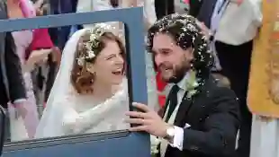 „Games of Thrones“-Stars Rose Leslie und Kit Harington bei ihrer Hochzeit 2018