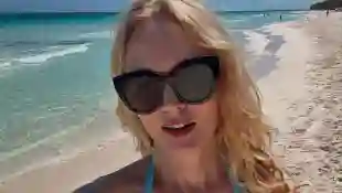 Heather Graham im Bikini