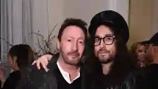 John Lennons Söhne Julian und Sean Heute im Alter von 2020 Yoko Ono
