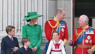 König Charles Prinz William Herzogin Kate Prinz George Prinzessin Charlotte Prinz Louis