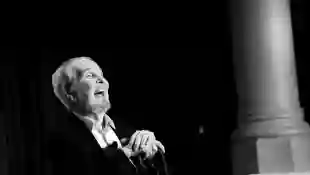 Der dreifache Oscar-Preisträger Robert Benton ist im Alter von 92 Jahren in seiner Wohnung in Manhattan verstorben