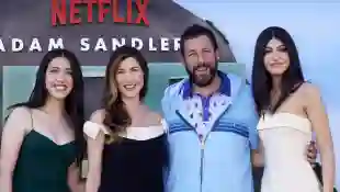 Adam Sandler mit seiner Frau Jackie und den Töchtern Sadie und Sunny
