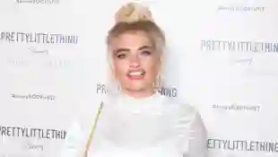 sarina nowak heiß sexy hauteng dress kurven instagram