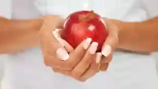 symbolbild apfel gesund inhaltsstoffe essen