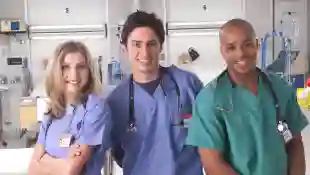 „Scrubs“-Stars Sarah Chalke, Zach Braff und Donald Faison