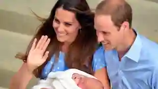 Herzogin Kate und Prinz William nach der Geburt von Prinz George 2013
