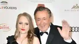 Jacqueline Lugner ist die Tochter von Richard Lugner