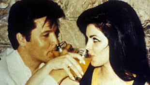 Elvis Presley Todesursache Daran Starb Die Musiklegende