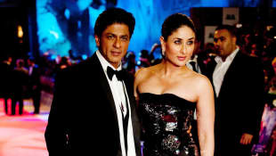 Shah Rukh Khan Seit 25 Jahren Glucklich Mit Gauri Khan Shahrukh khan was born on 2 november 1965 in new delhi, india. shah rukh khan seit 25 jahren