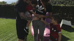Lionel Messi mit Antonella Roccuzzo und Söhnen