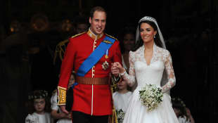 William Und Kate Royals Fan Ersteigert Sechs Jahre Altes Stuck