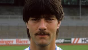 Joachim Löw Kinder : Kinder Schokolade Star Edition Geht In Die Nachste Runde Dfb Deutscher Fussball Bund E V / Joachim #löw will step down as national team head coach after @euro2020 34 — joachim #löw has managed (34) and won (23) more matches at the european championships and world.