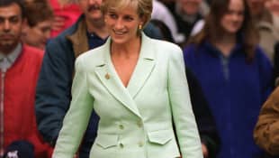 Lady Diana in Chanel