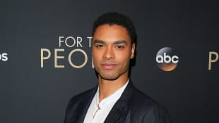 Regé-Jean Page Freundin: Ist der „Bridgerton"-Hottie vergeben?