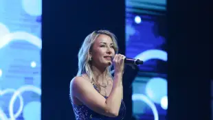 anna-carina woitschack heiß hot sexy freizügig outfit