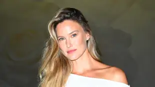 Model Bar Refaeli