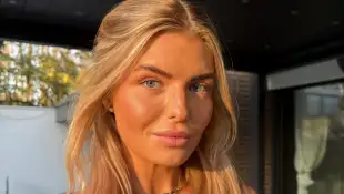 Antonia Hemmer zeigt ihren Sixpack