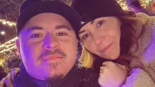 Gustav Schäfer und seine Frau auf dem Weihnachtsmarkt in Magdeburg