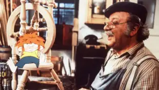 Pumuckl und Meister Eder in dessen Werkstatt