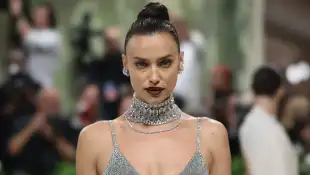 irina shayk heiß freizügig haut oben ohne