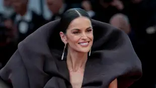 izabel goulart heiß sexy freizügig hüllenlos transparent look outfit instagram