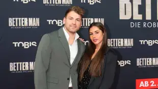 sarah engels julian oma gestorben todesfall