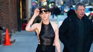 Kristen Stewart im transparenten Top