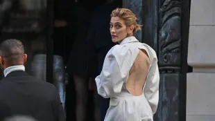 Paris Jackson in einem freizügigen Outfit in Paris