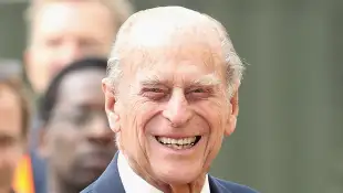 Prinz Philip zeigt sein breitestes Grinsen