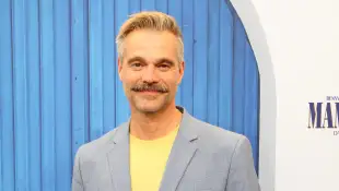 Raphael Schneider ist schwul