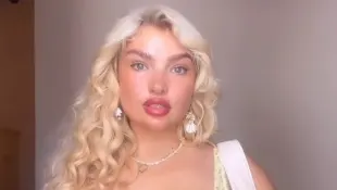 sarina nowak heiß sexy top instagram xxl ausschnitt