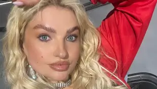 sarina nowak korsage