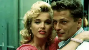 Tina Ruland und Til Schweiger in "Manta Manta"