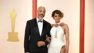 van hunt halle berry freizügig hüllenlos sexy heiß instagram foto