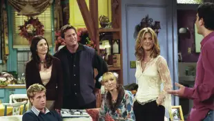 Brad Pitt bei seinem Gastauftritt in der Serie „Friends“, an der Seite seiner Ex-Frau Jennifer Aniston