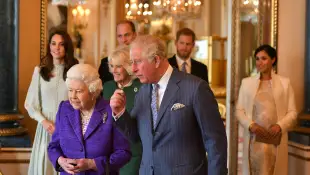Königin Elisabeth II., Prinz Charles, Herzogin Camilla, Herzogin Kate, Prinz William, Prinz Harry und Herzogin Meghan