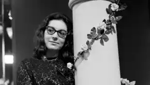 Schlagersängerin Nana Mouskouri ist heute schon über 90.