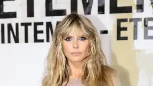 Heidi Klum zeigt fast alles im transparenten Kleid