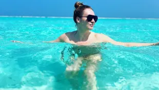 katharina raue heiß sexy freizügig pool