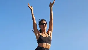 rebecca mir heiß sexy body instagram sport look hauteng