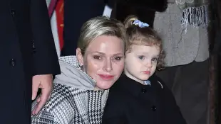 Fürstin Charlène mit ihrer Tochter Prinzessin Gabriella