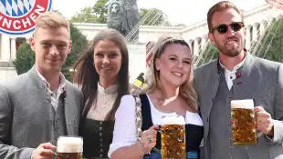 Die schönen Spielerfrauen der FC-Bayern-Kicker