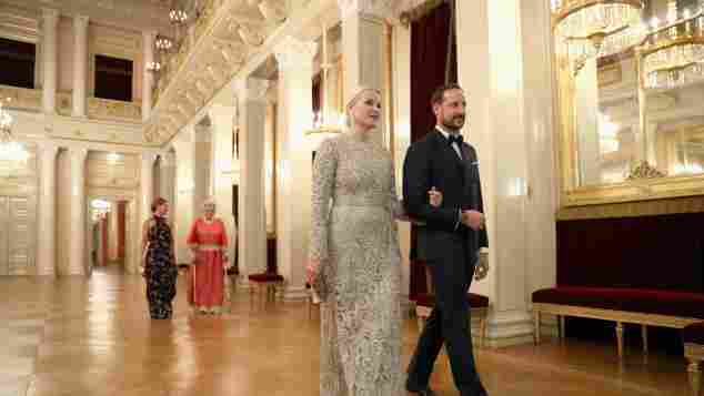 Prinzessin Mette-Marit und Prinz Haakon beim Dinner in königlichen Palast in Oslo