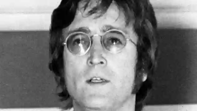 John Lennon The Beatles Gitarrist Friedensaktivist Schauspieler Autor