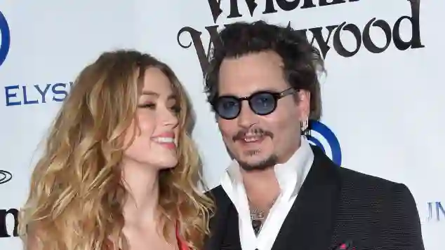 Johnny Depp und Amber Heard sind super happy