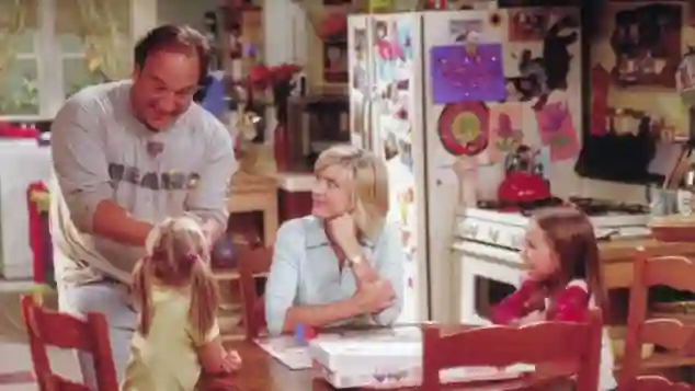 Courtney Thorne-Smith Cheryl Jim Belushi Immer wieder Jim Cast