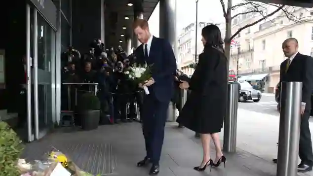 Prinz Harry Herzogin Meghan Blumen Amoklauf