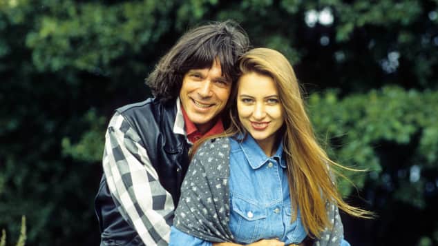 Joelina Drews sieht wie ihre Mutter Ramona in jungen ...