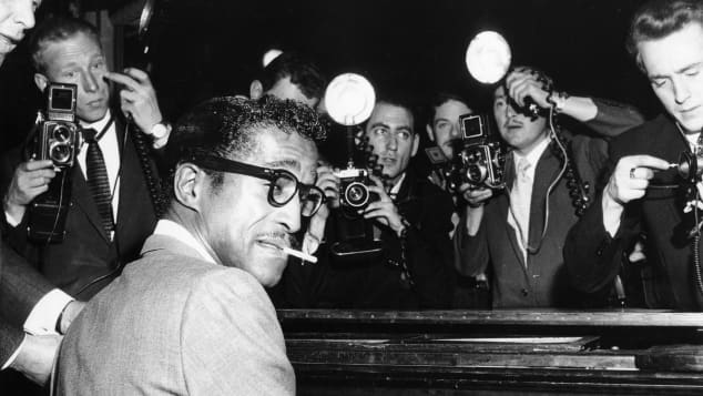 Wie Hat Sammy Davis Jr Sein Auge Verloren
